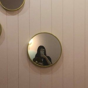 Meet your Posher, Abby